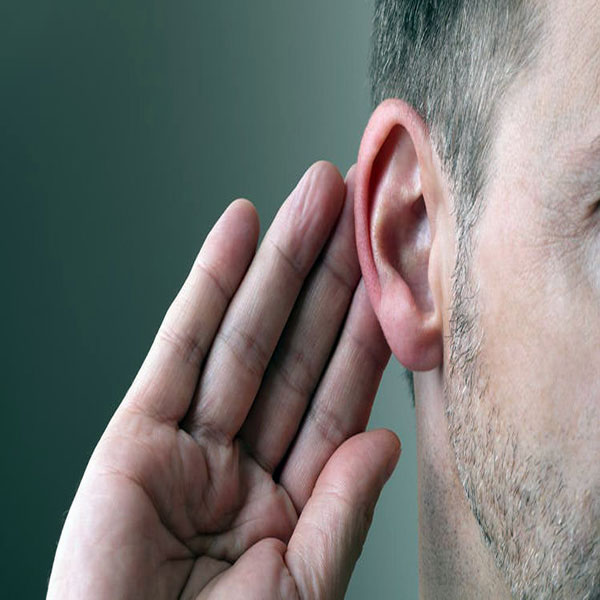 خطرات درمان نکردن کم شنوایی